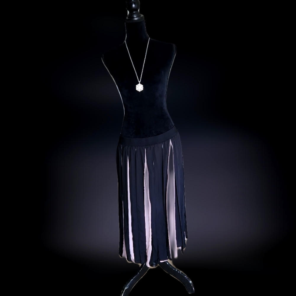 #C74 Women’s Kenneth Cole Black & Pink Reaction Skirt